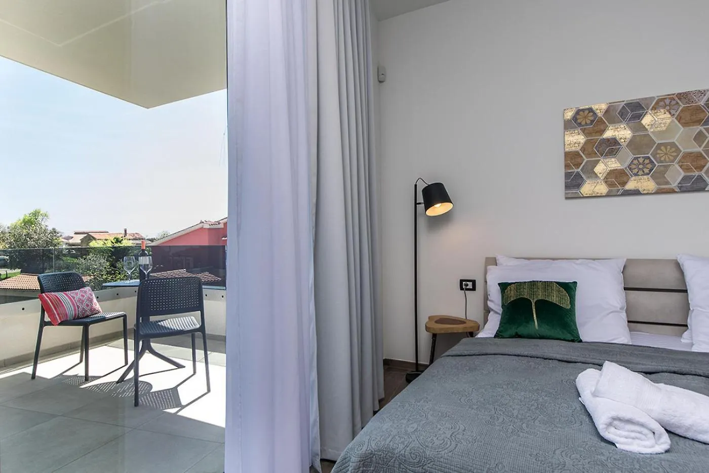 Villa Zen Near Medulin For 8 People With Wellness & Sea View - Only 1 Km From Beach Vintijan